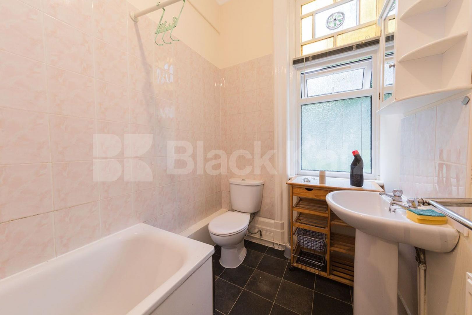 Located on the ground floor with direct access to a shared garden Coleridge Road , Crouch End